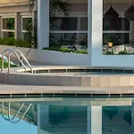 Bitzaro Grande & Hotell