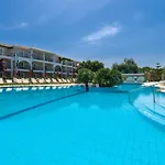 Bitzaro Grande & Hotell 3*