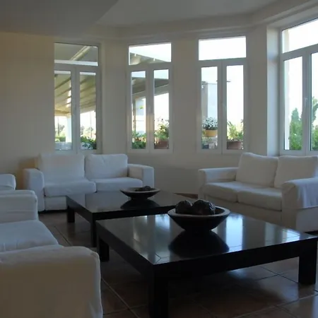 Hotel Bitzaro Grande & 3*