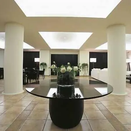 Bitzaro Grande & 3* Kalamákion