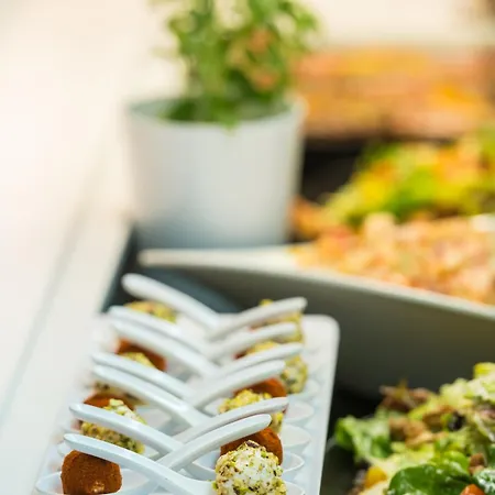 Bitzaro Grande & Hotel