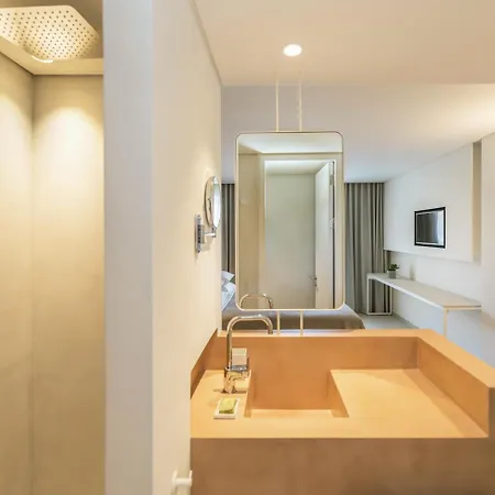 Bitzaro Grande & Hotel 3*