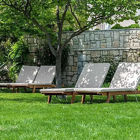 Bitzaro Grande Hotel&suites Kalamákion