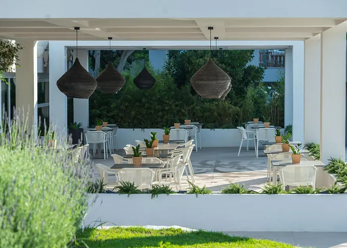 Bitzaro Grande Hotel&suites Kalamákion