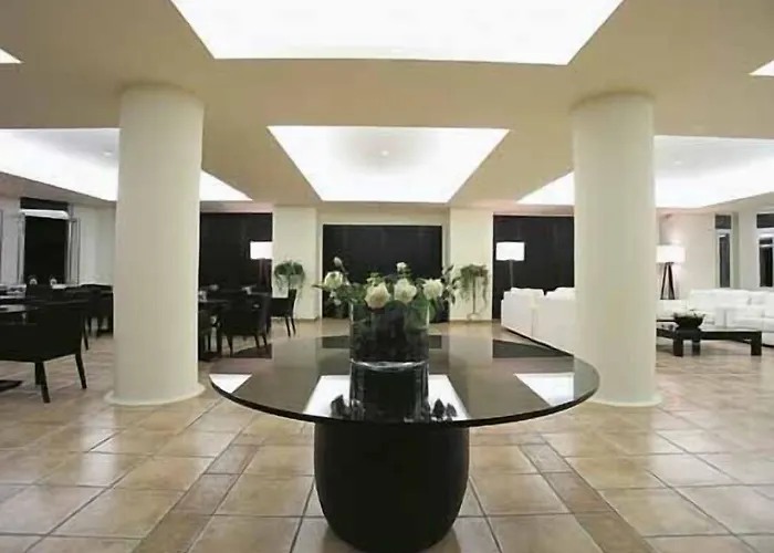 Bitzaro Grande Hotel&suites 3* Kalamákion