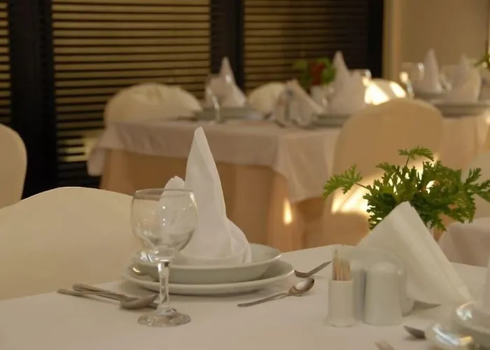 Bitzaro Grande Hotel&suites 3* Kalamákion