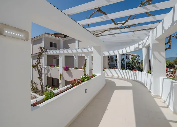 Bitzaro Grande Hotel&suites Hotel