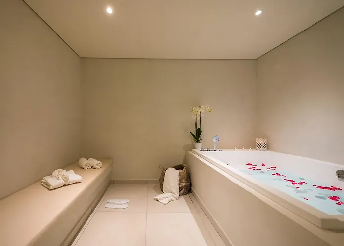 Bitzaro Grande Hotel&suites Hotel