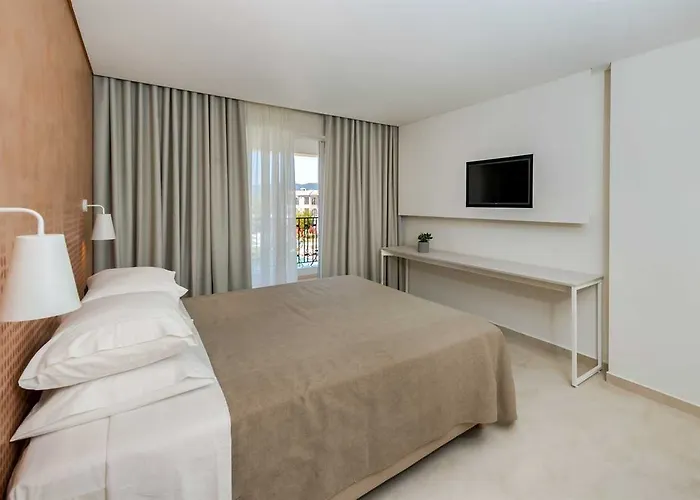 Hotel Bitzaro Grande Hotel&suites Kalamákion