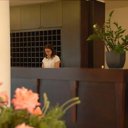 Bitzaro Grande & Hotel 3*
