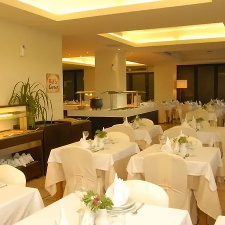 Hotel Bitzaro Grande & 3*