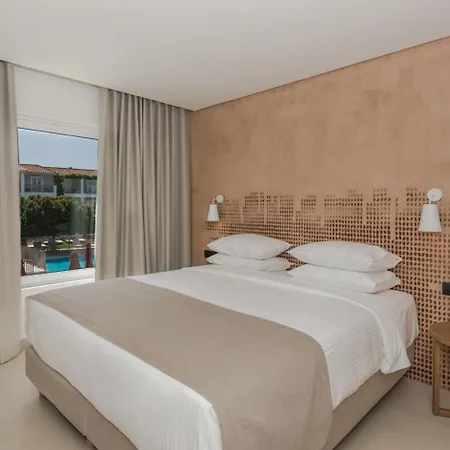 Bitzaro Grande & Kalamákion