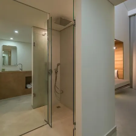 מלון Bitzaro Grande & 3*