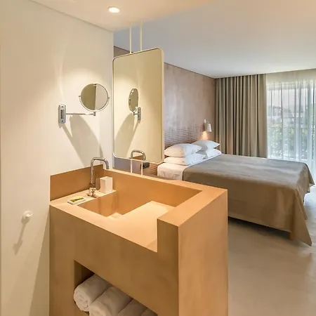 מלון Bitzaro Grande & 3*