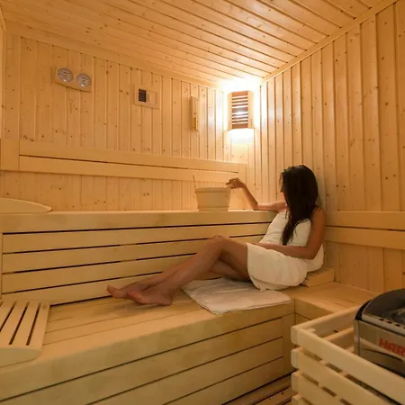 Bitzaro Grande & Kalamákion