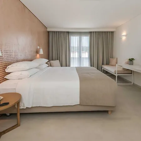 מלון Bitzaro Grande & 3*